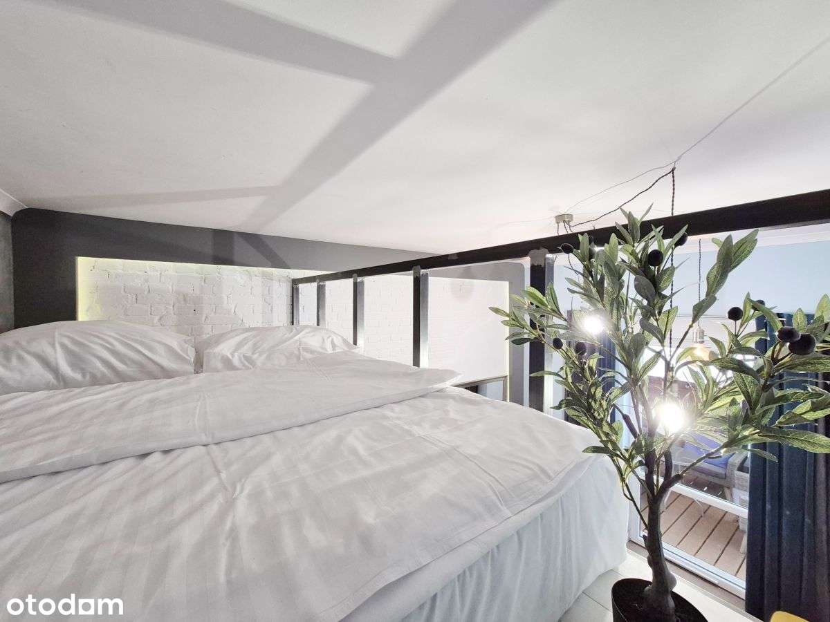 Mieszkanie z ogródkiem i antresolą!-3