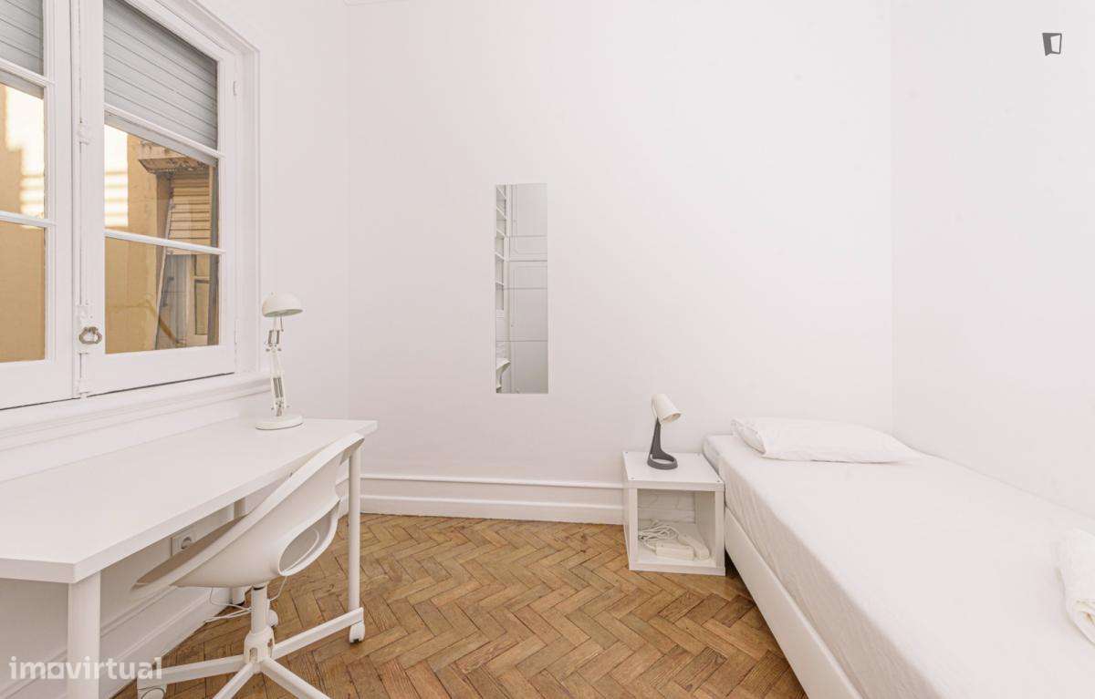 Quarto - localizado em Lapa Lisbon - Grande imagem: 4/10