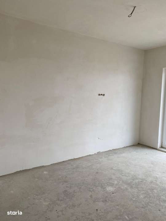 Apartament tip casa, 3 camere pe 2 nivele, gradina privata plus garaj-7