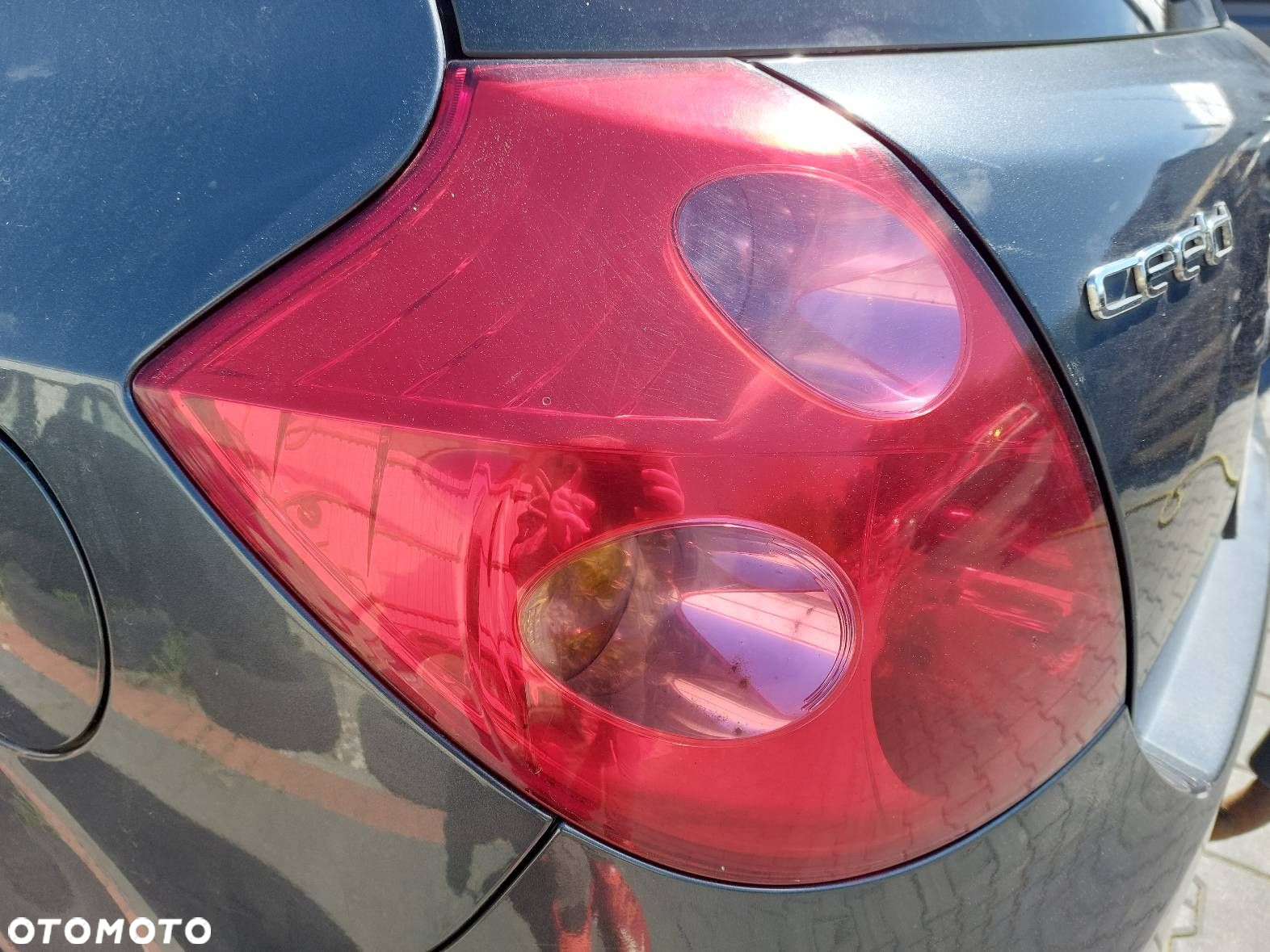 LAMPA LEWY TYŁ TYLNA KIA CEED I HB 5D - 2