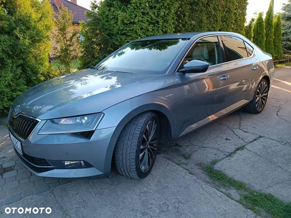 Skoda Superb 2.0 TDI 4x4 L&K DSG - 1