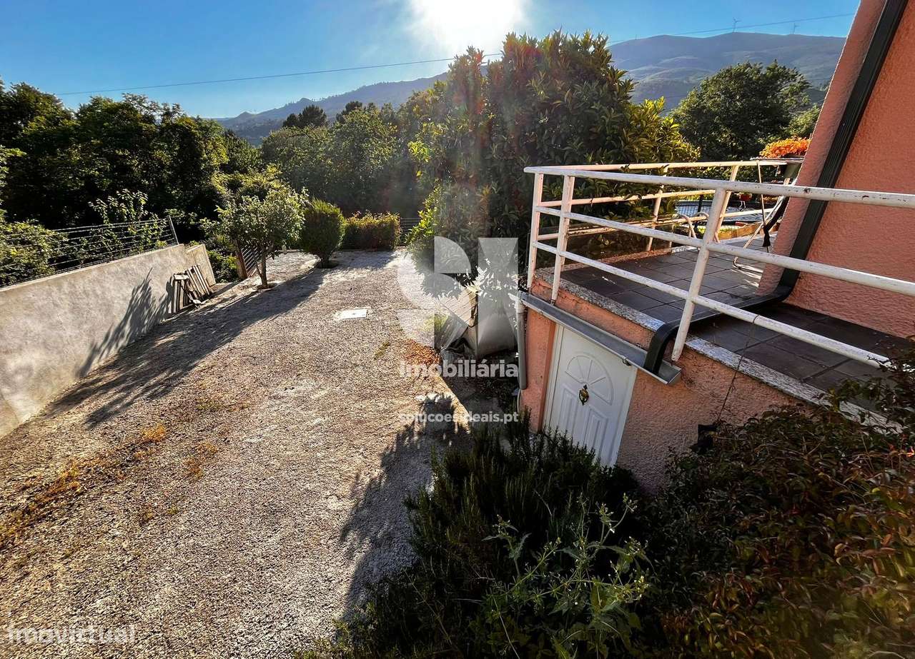 Moradia Isolada T6 - Grande imagem: 4/50