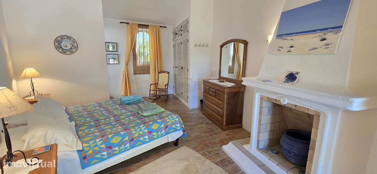 Algarve, Carvoeiro, Moradia T3+1 com vista mar, piscina e garagem à ve-4