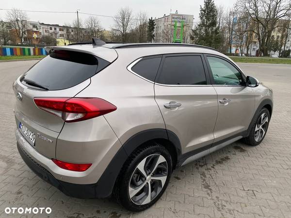 Hyundai Tucson - 14