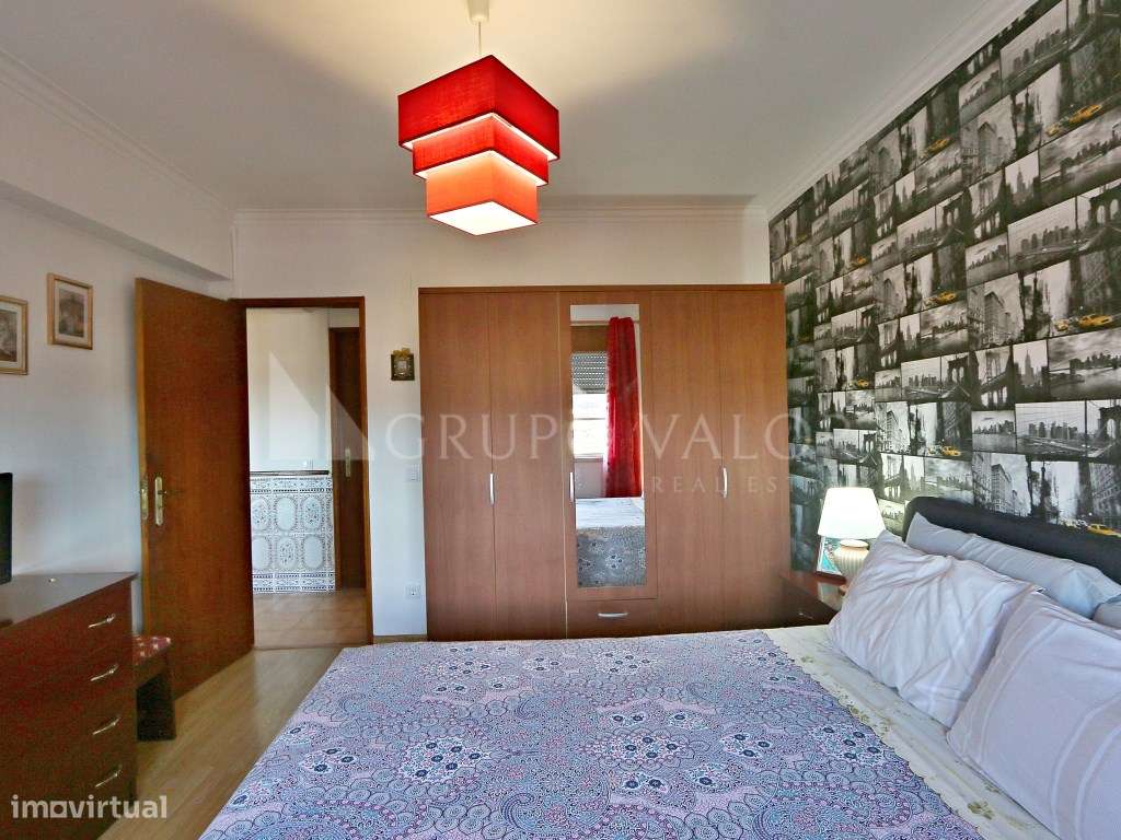 Apartamento T2 com Arrecadação, Algueirão Mem Martins-15