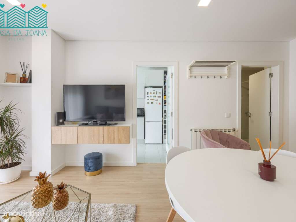 Apartamento T1 com Lugar de Estacionamento em Aveiro - Grande imagem: 5/25