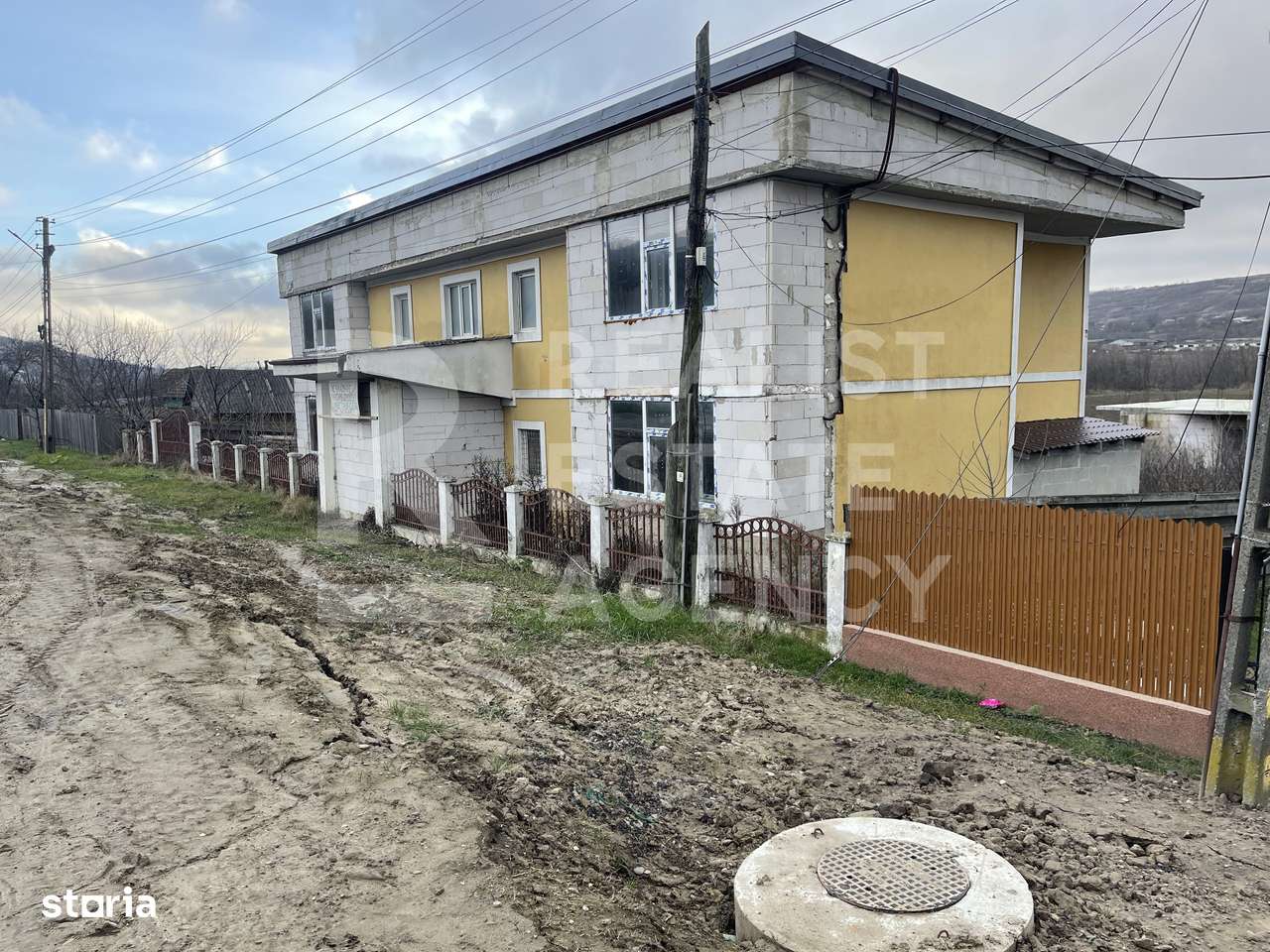 Vânzare, proprietate pe prima linie, Satul Poiana – Iași - Imagine principală: 2/15