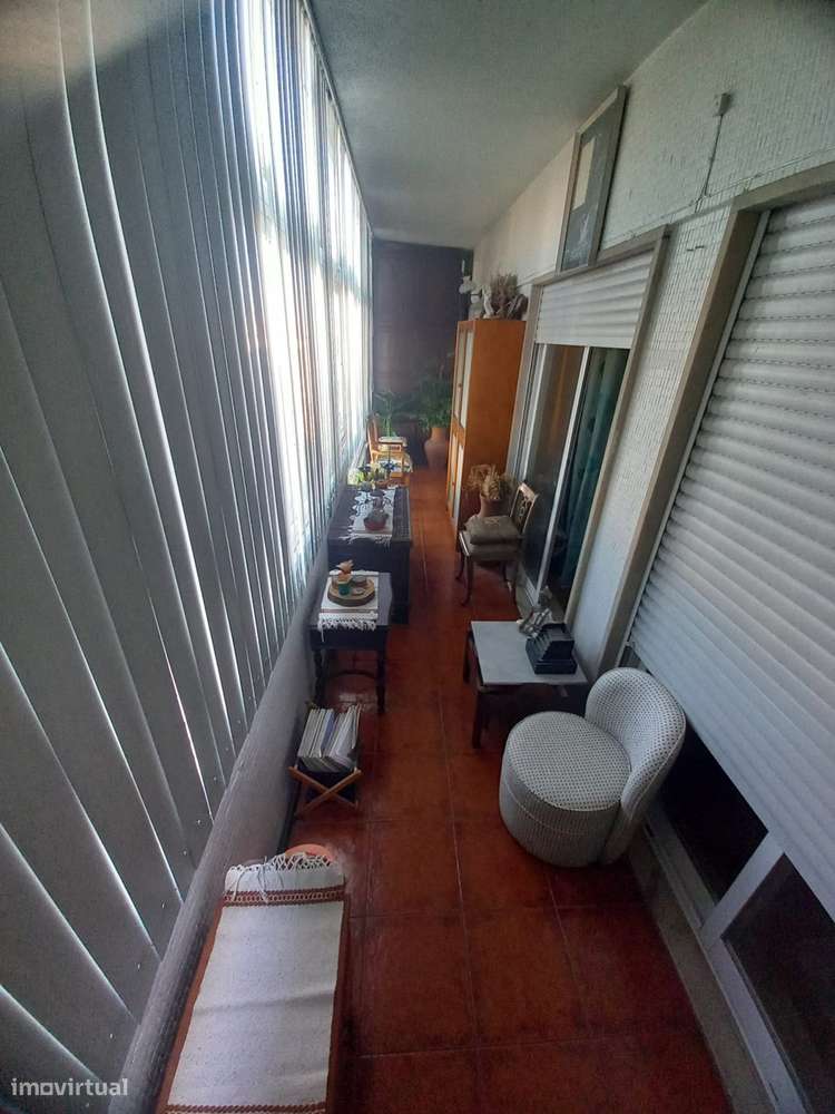 T3+1 | 110m2 | Av. 25 de Abril, Cacilhas | Com vista de Rio-16