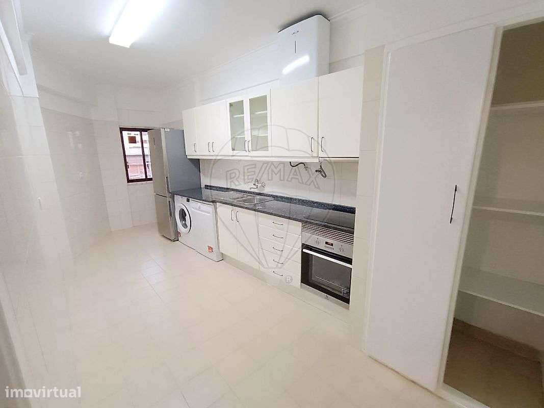 Apartamento T2 para arrendamento - Grande imagem: 4/23