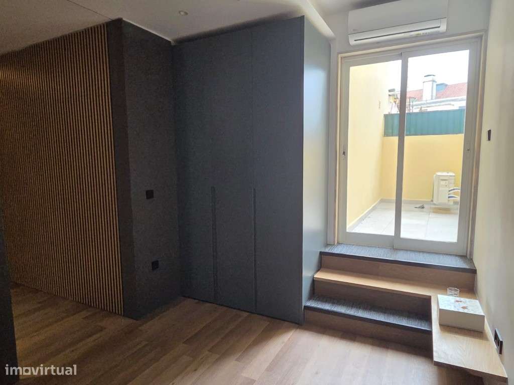 Apartamento Elegante e Contemporâneo no Centro de Algés-37