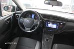 Toyota Auris 1.8 L VVT-i HSD Luna - 12