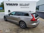 Volvo V60 2.0 T8 AWD TE Momentum Plus - 4