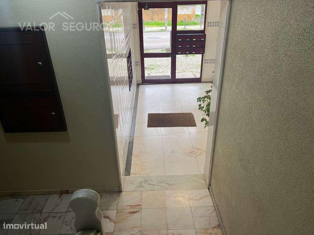 Apartamento T3 em Alverca do Ribatejo-9