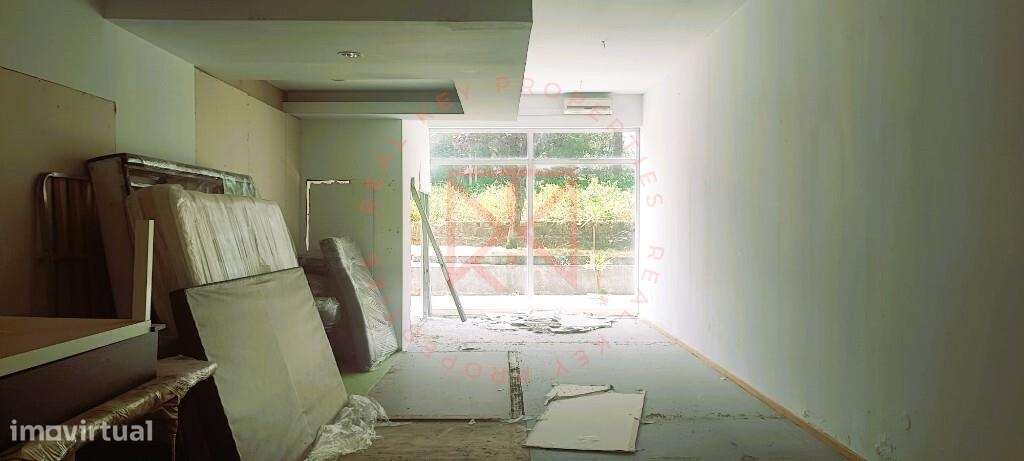 Loja - Maia Centro-13