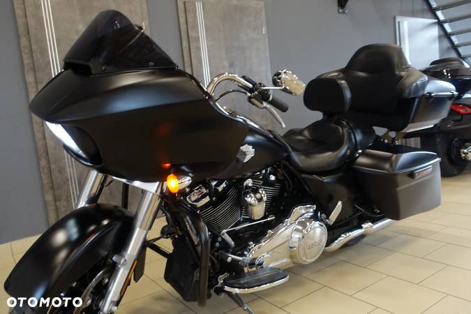 Harley-Davidson Touring Road Glide - 39