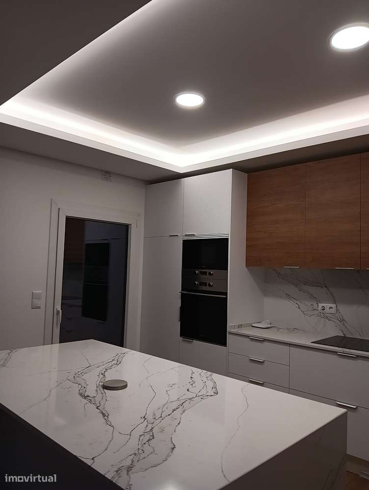 Moradia T4+garagem Piscina e Ginásio Quinta do Chiado-7