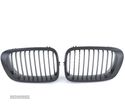 GRELHAS FRONTAIS PARA BMW E46 SEDAN TOURING 98-01 LOOK M PRETO MATT - 2