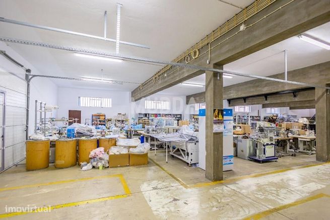 Armazém Industrial de Excelência para Venda – Zona Industrial de Corte-1