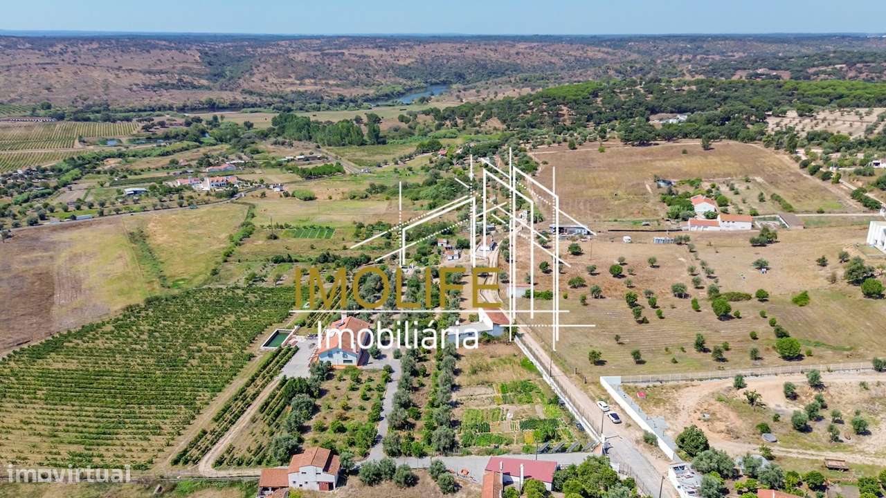 Armazém para venda em Cabeção-5