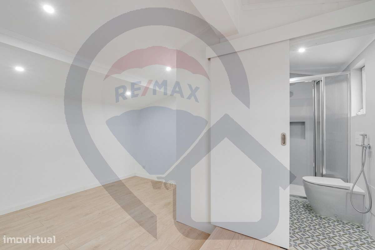 Moradia T3 Renovada no Centro Histórico de Évora – Charme Único-30