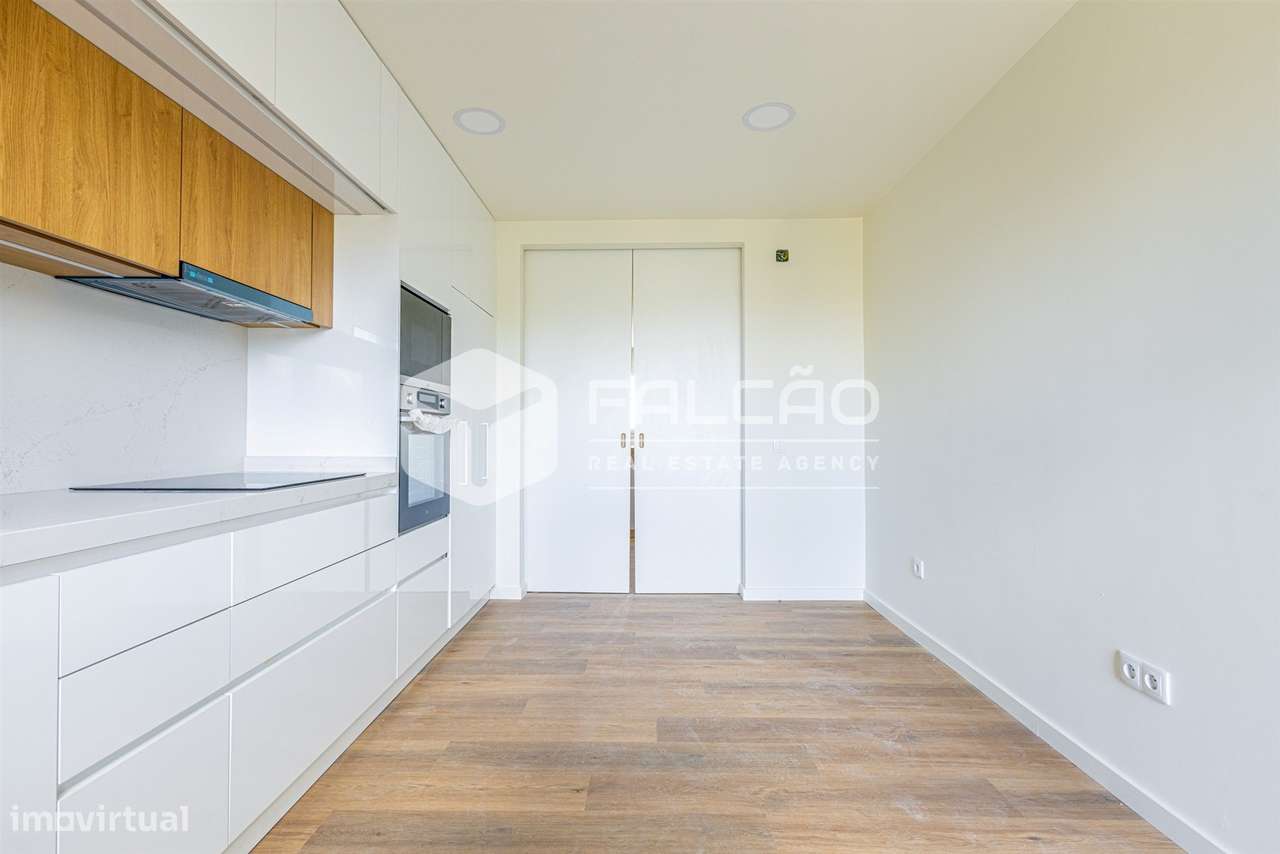 Apartamento T3 Venda em Santarém (Marvila), Santa Iria da Ribeira de S-32