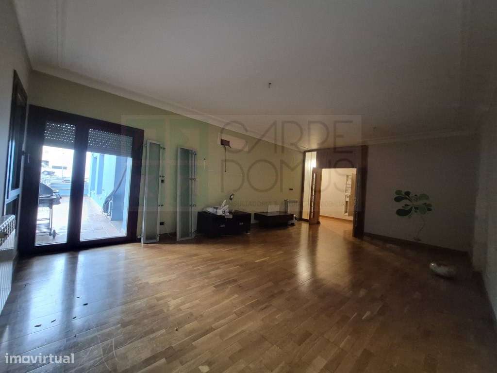 Apartamento T2 em Vila franca de Xira - Grande imagem: 3/35