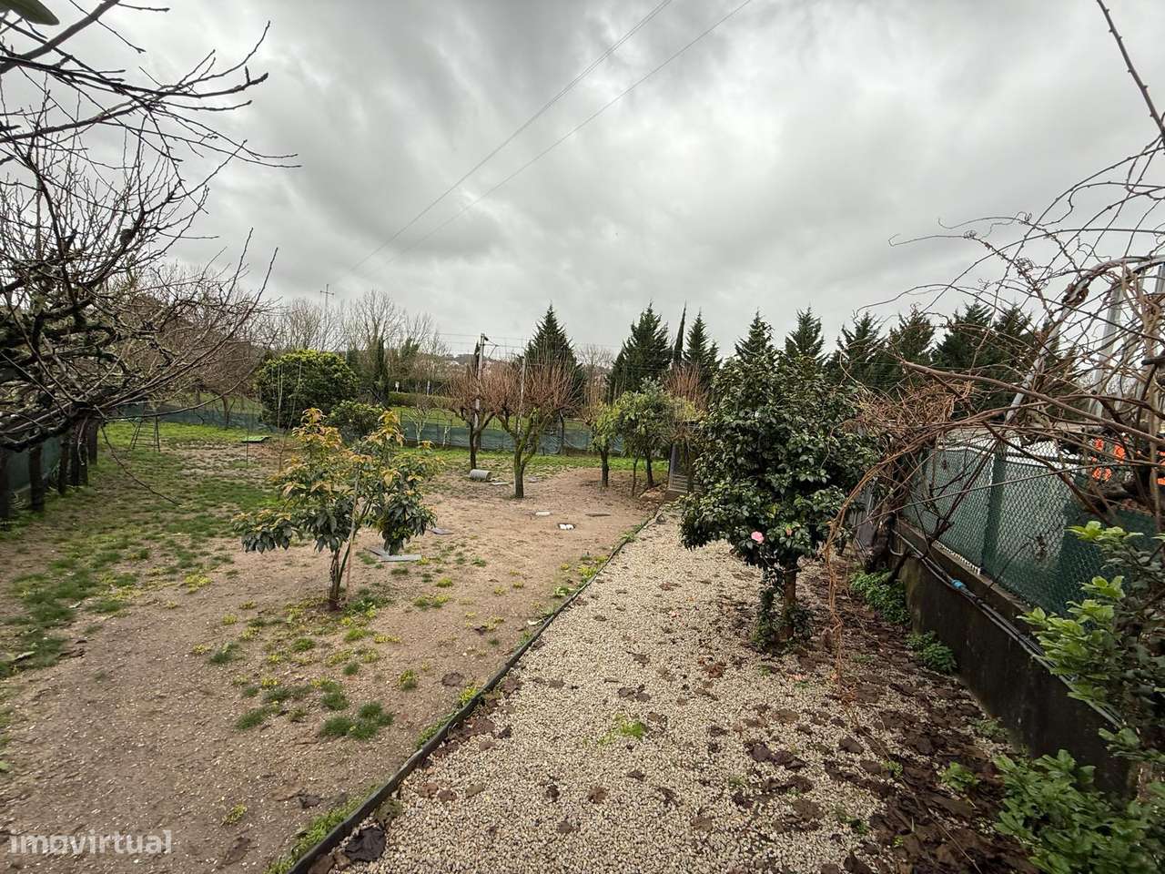 Terreno arrendamento em Valongo, 1200 m2, 3 frentes, Exc. Visibilidade - Grande imagem: 5/25