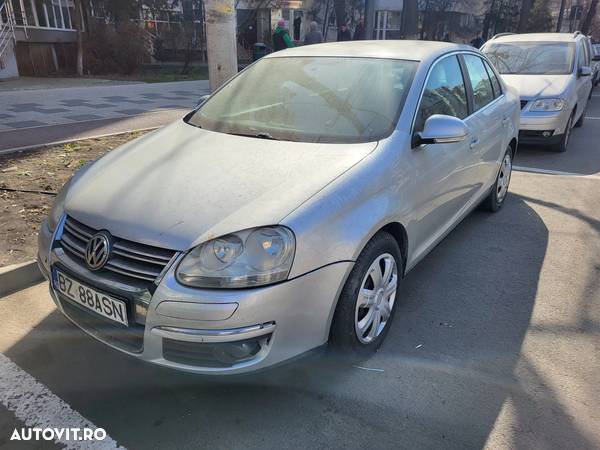 Volkswagen Jetta 1.6 Comfortline - 1