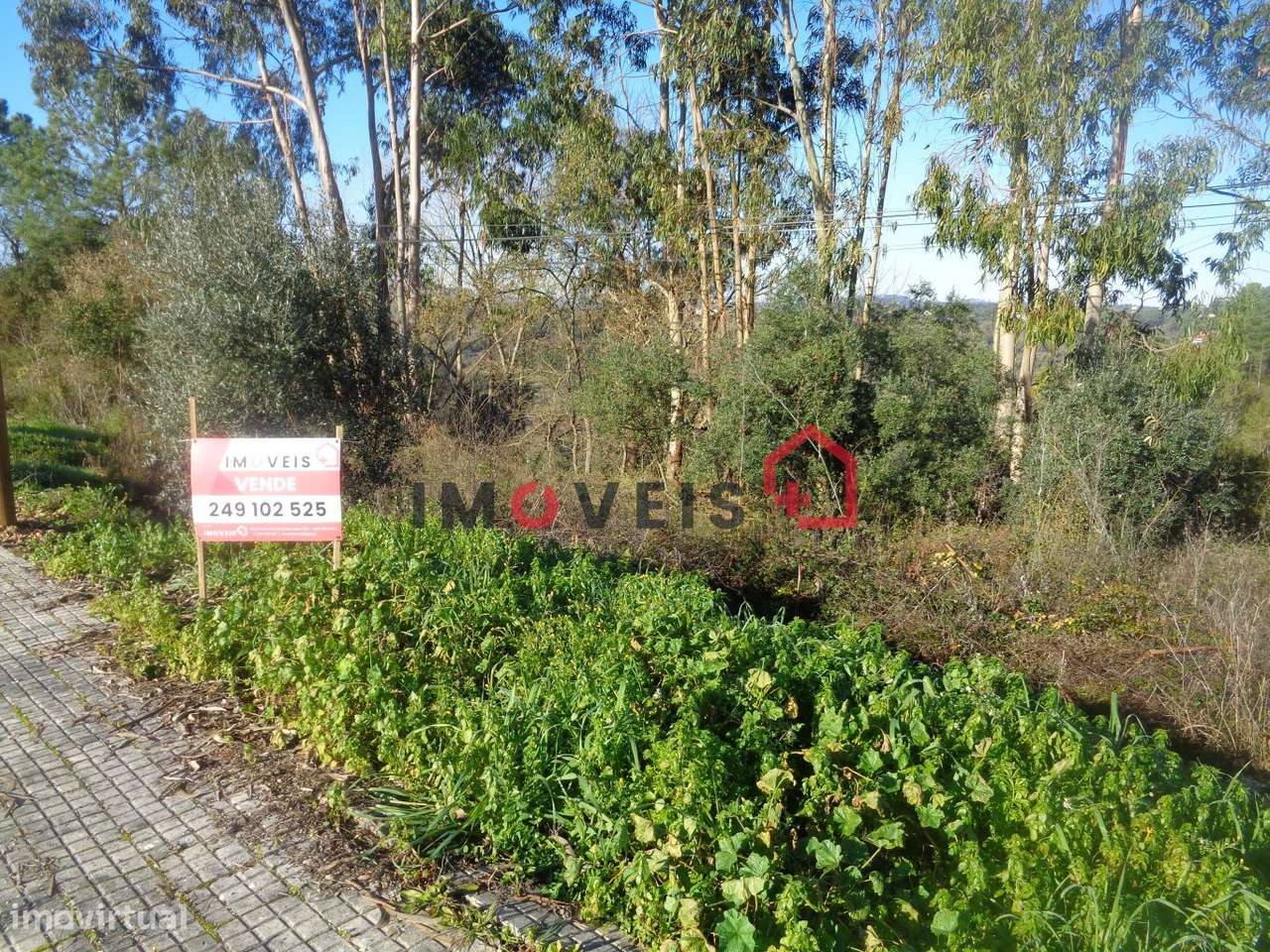 Lote terreno para construção - Grande imagem: 1/3