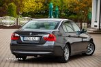 BMW Seria 3 320i - 6