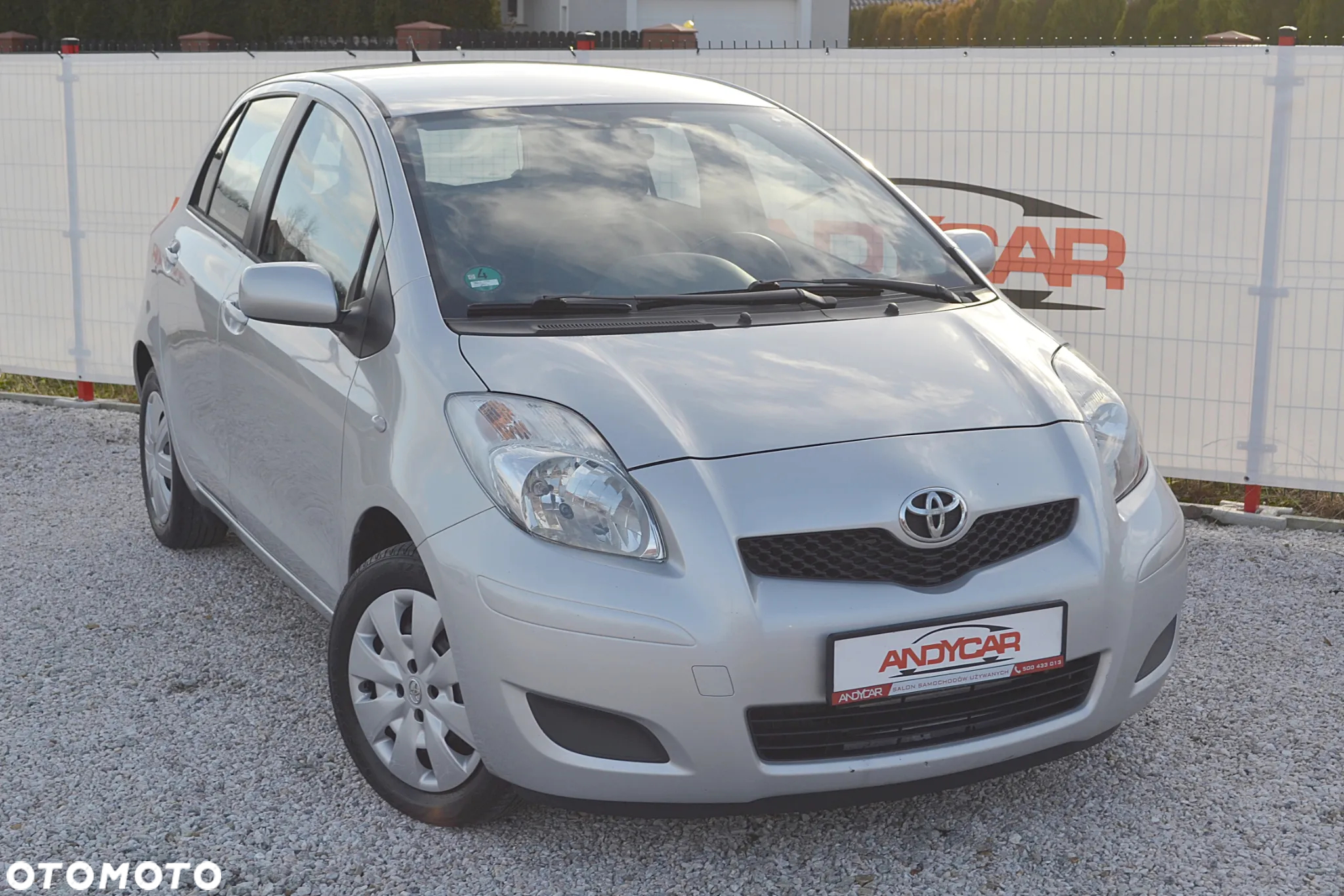 Toyota Yaris 1.33 VVT-i Cool - 3