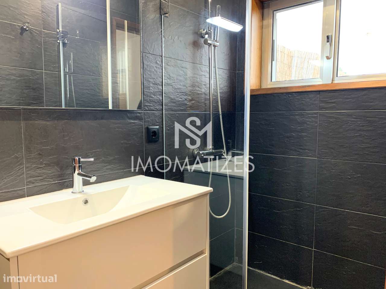 Apartamento T3 com Garagem e Terraço – Ramalde, Porto-13