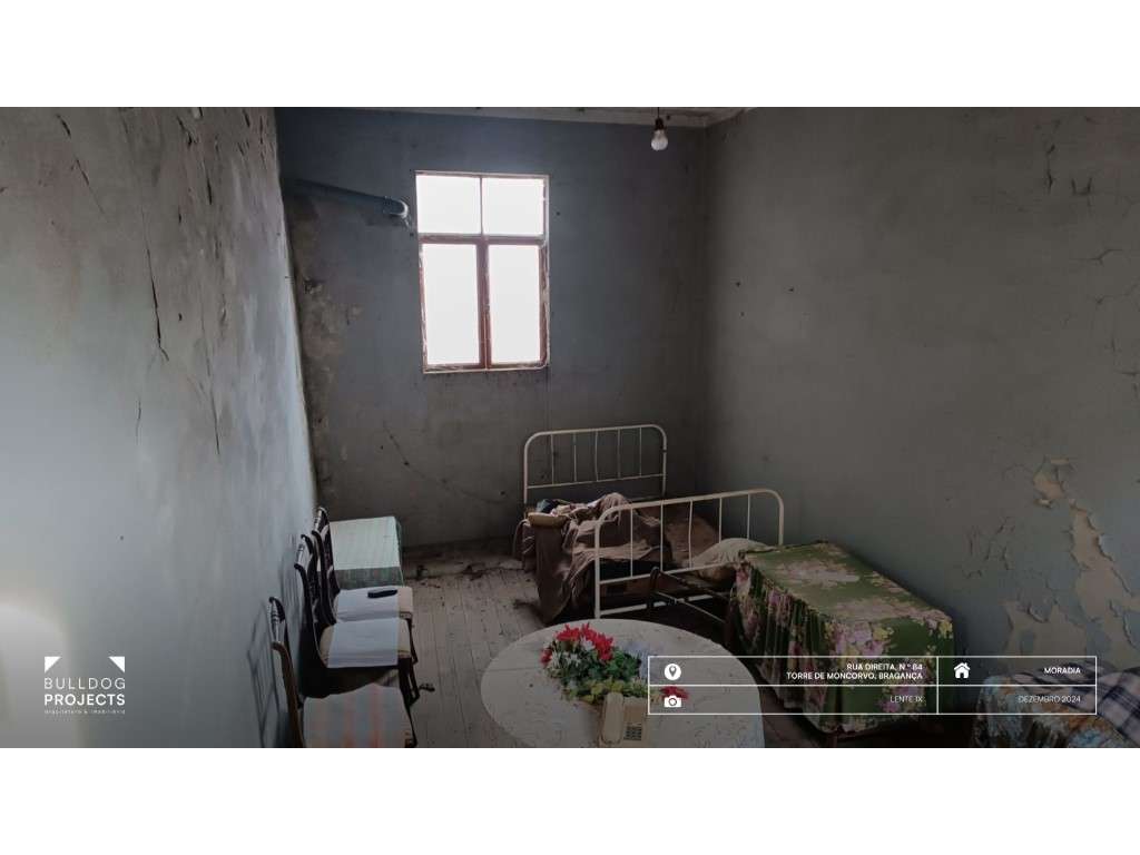 Moradia com 9 assoalhadas na Rua Direita, Carviçais-19