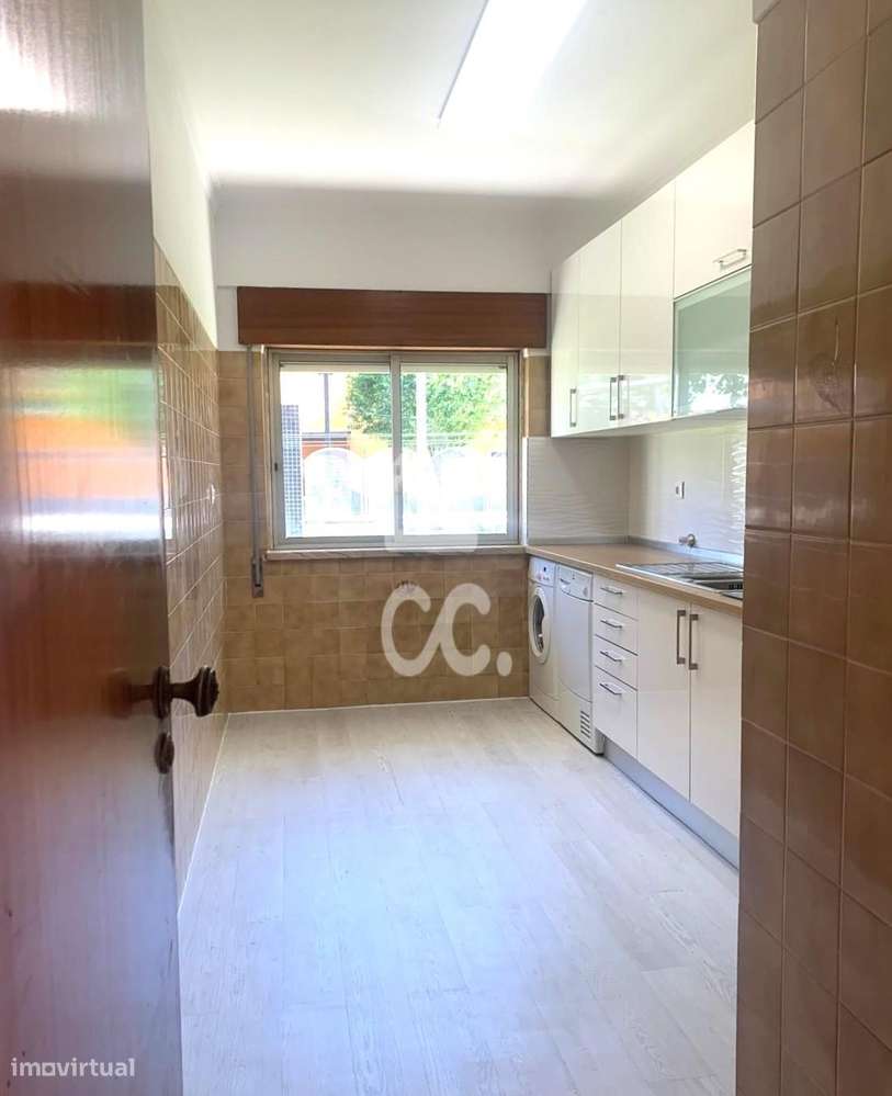 T2 remodelado, perto da Baía do Seixal-28