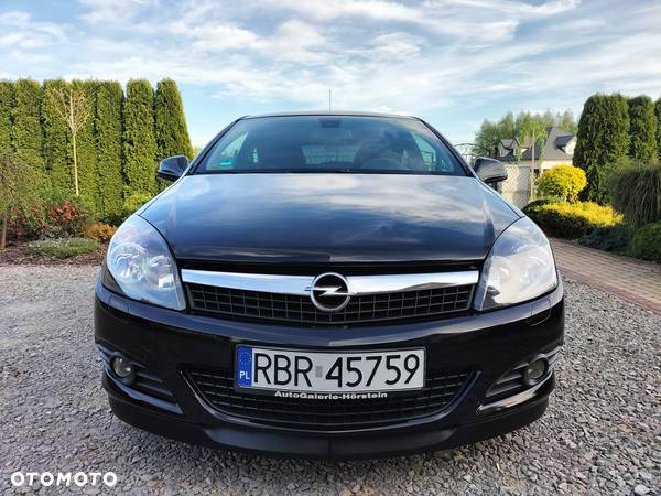 Opel Astra GTC 1.8 Edition - 2