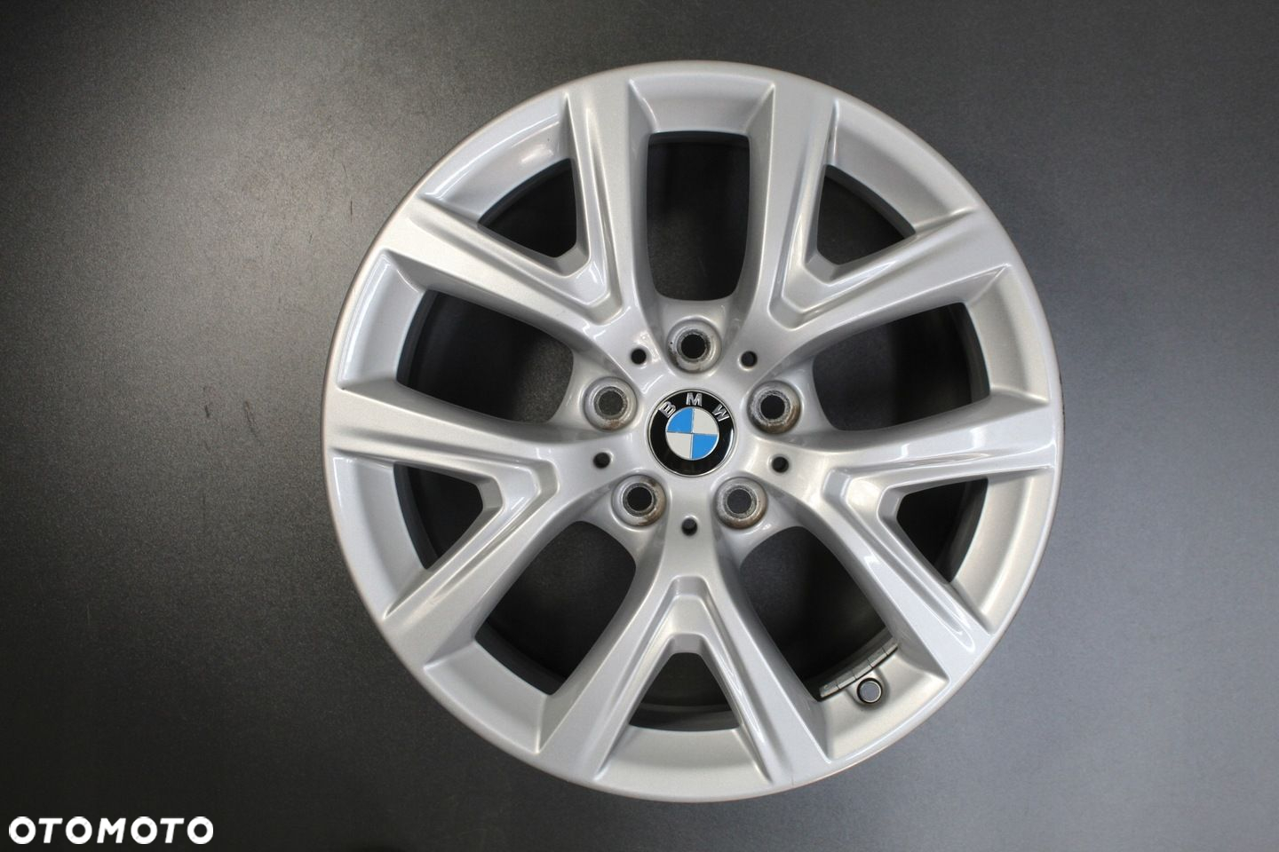 Felgi 17 5x112 BMW X1 F48 styling 574 F4696-19 - 4