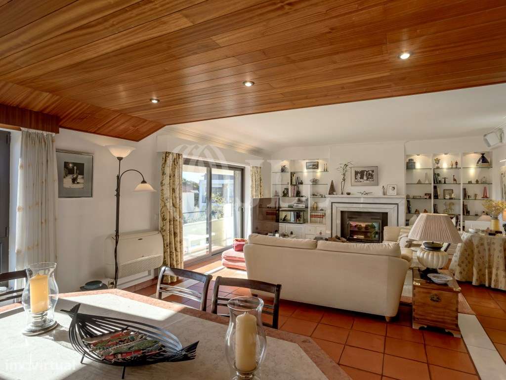 Apartamento T4 no centro histórico de Cascais - Grande imagem: 4/27