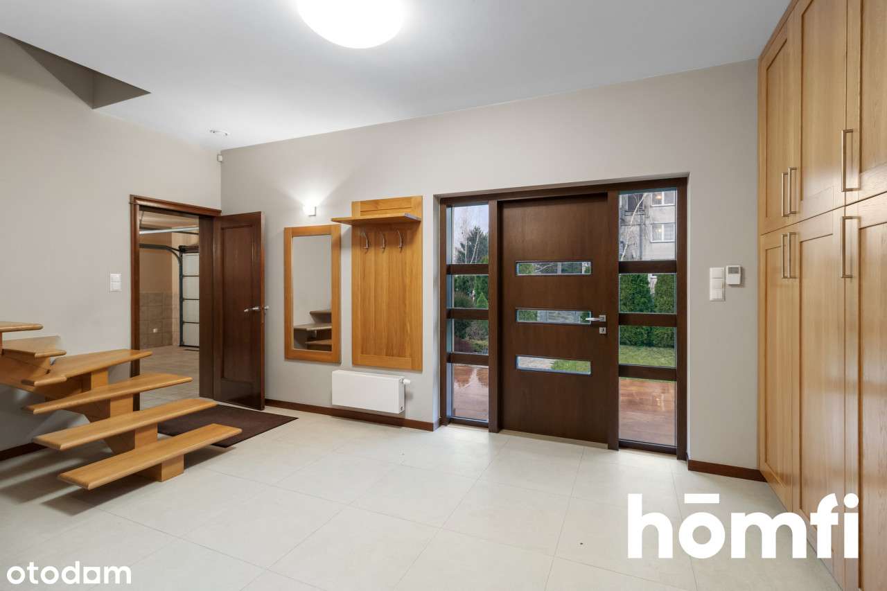 Nowoczesny dom z garażem i rozległym terenem rekreacyjnym - w mieście - Pełny obrazek: 4/20