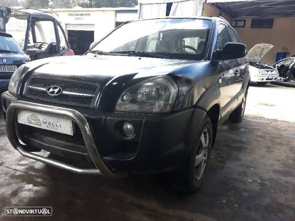 POLI DA CAMBOTA HYUNDAI TUCSON - 1