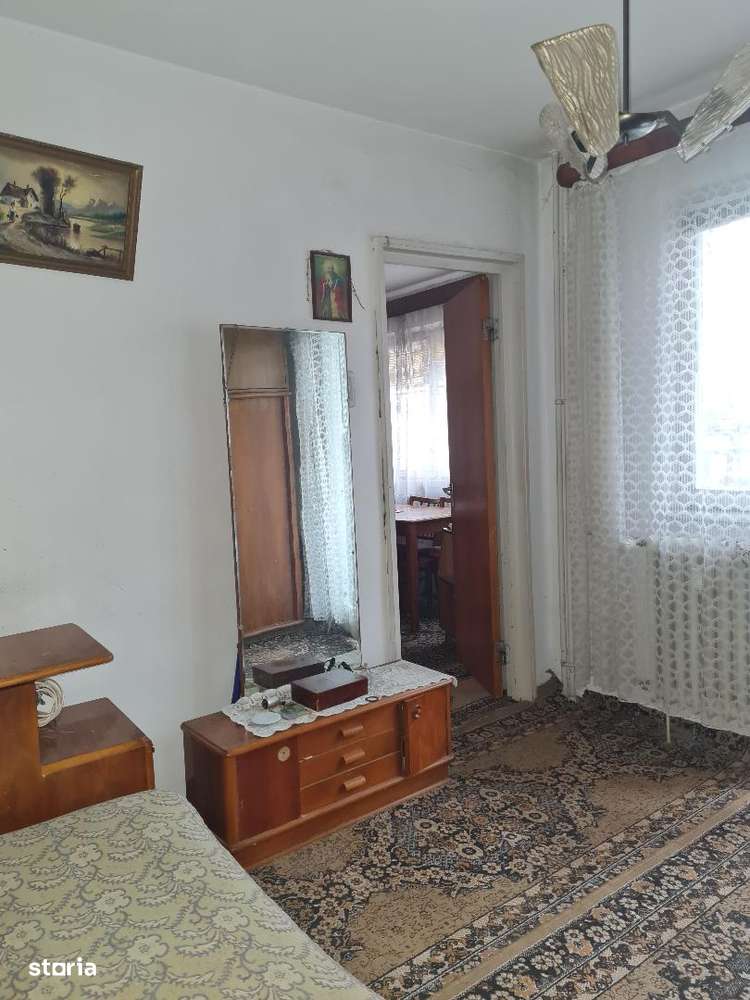 Apartament  doua camere    44 mp   Trivale-3