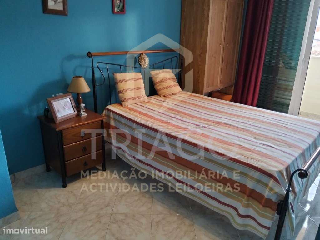 Moradia T4 com Garagem-17