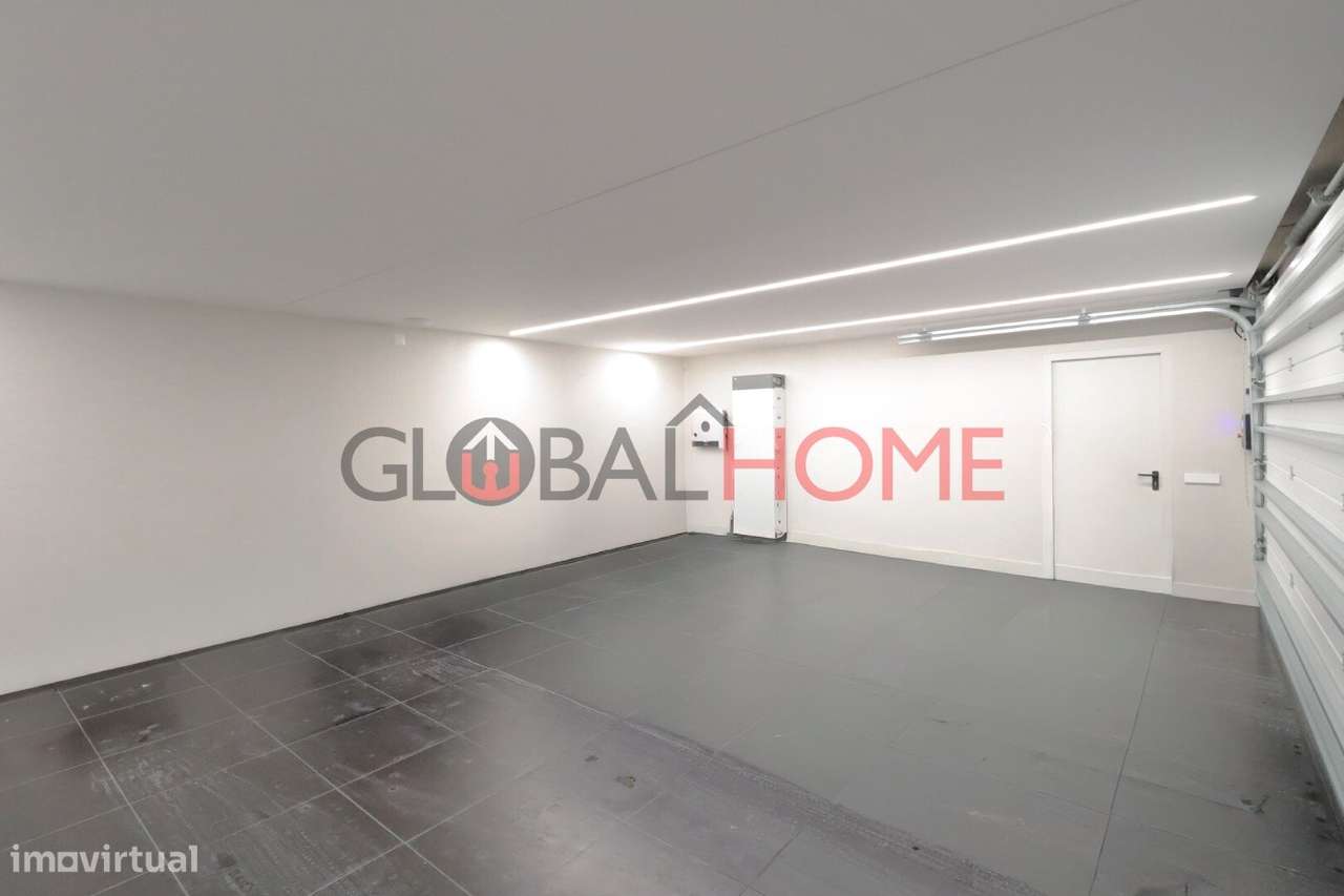 Moradia T5 com piscina na Quinta das Luzes-57