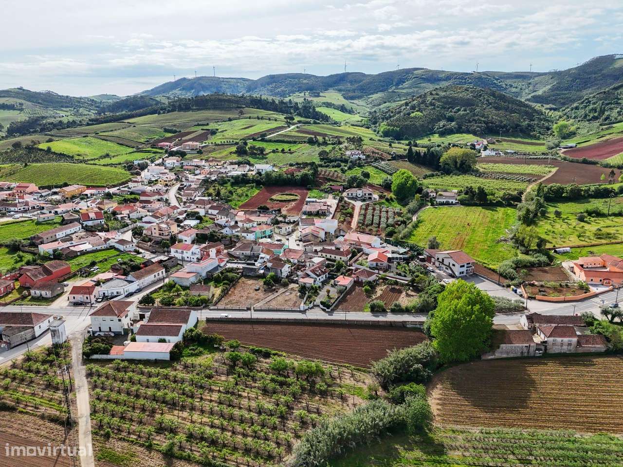 Terreno com 2150 metros na Aldeia Grande, Maxial-6