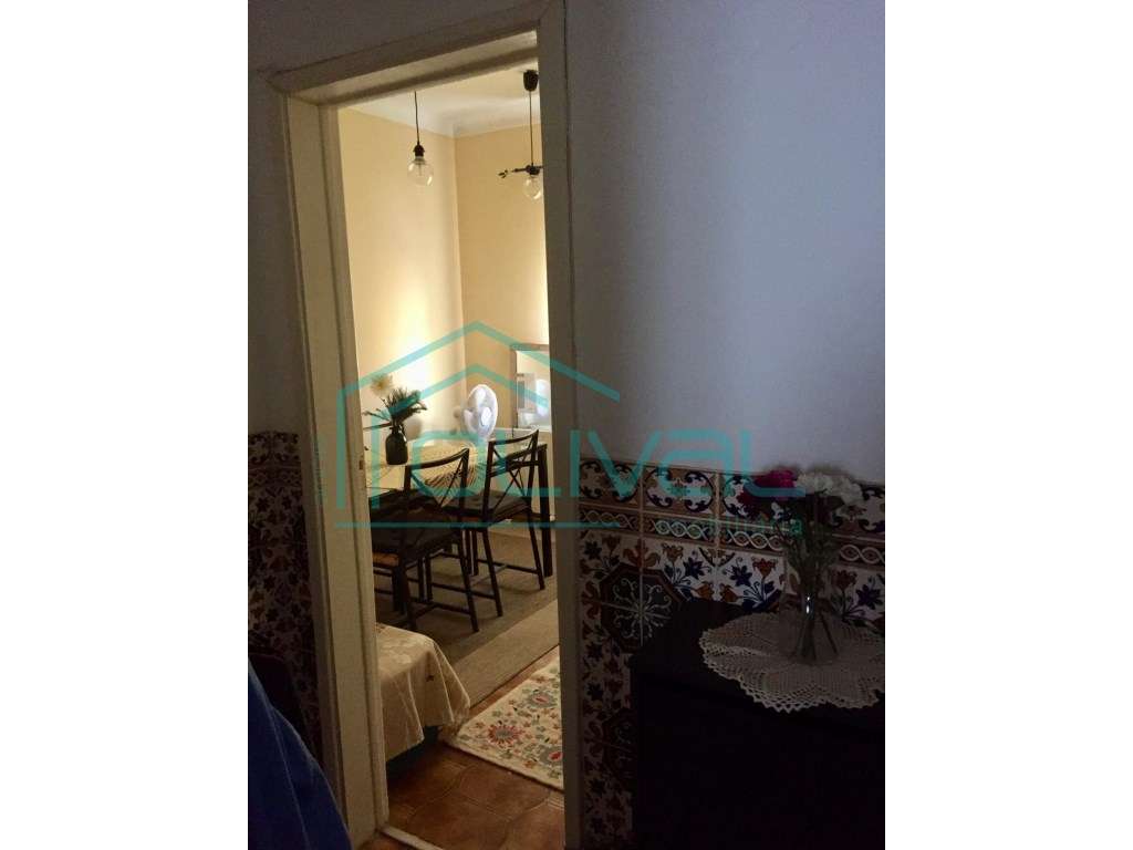 Centro de Alverca apartamento T1 com quintal-9
