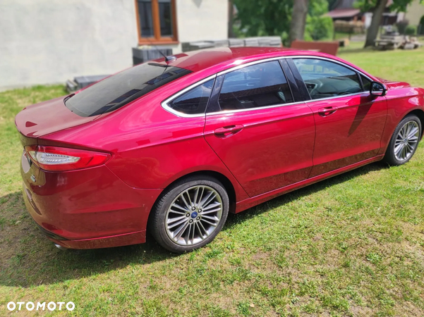 Ford Fusion - 18