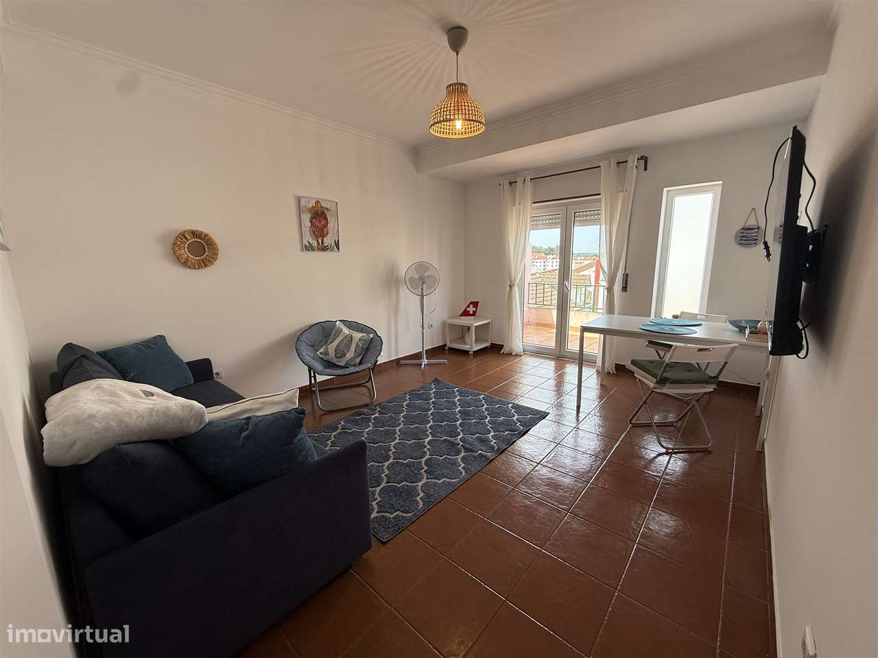 Apartamento T1 no centro do Cadaval-0