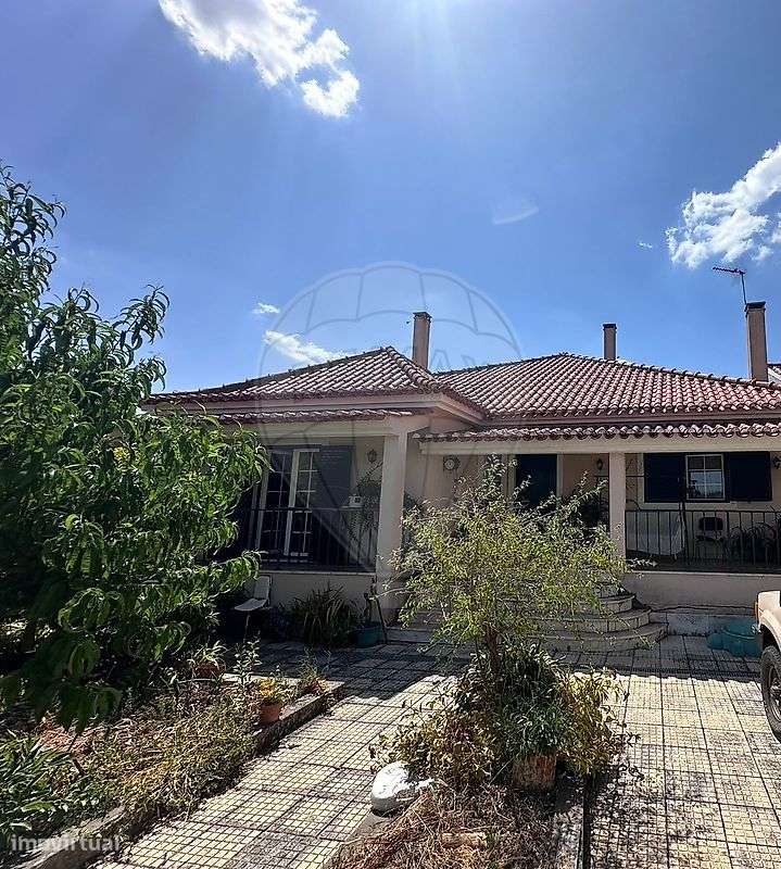 Moradia T4 para venda - Grande imagem: 2/7