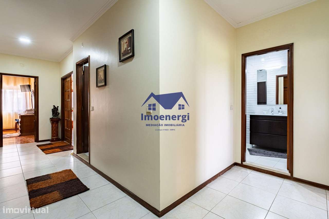 Excelente apartamento T3 - Árvore-21