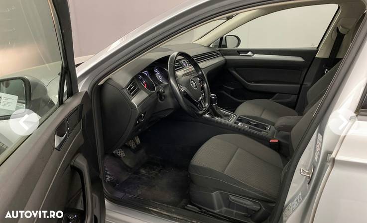 Volkswagen Passat 2.0 TDI (BlueMotion Technology) Comfortline - 6