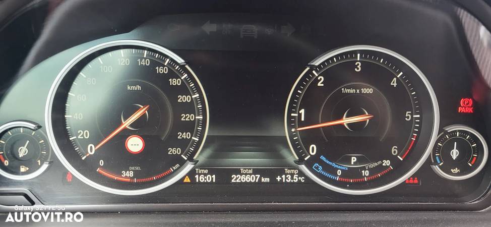 BMW Seria 5 530d xDrive - 18